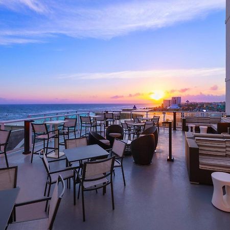 Springhill Suites By Marriott Panama City Beach Beachfront Экстерьер фото