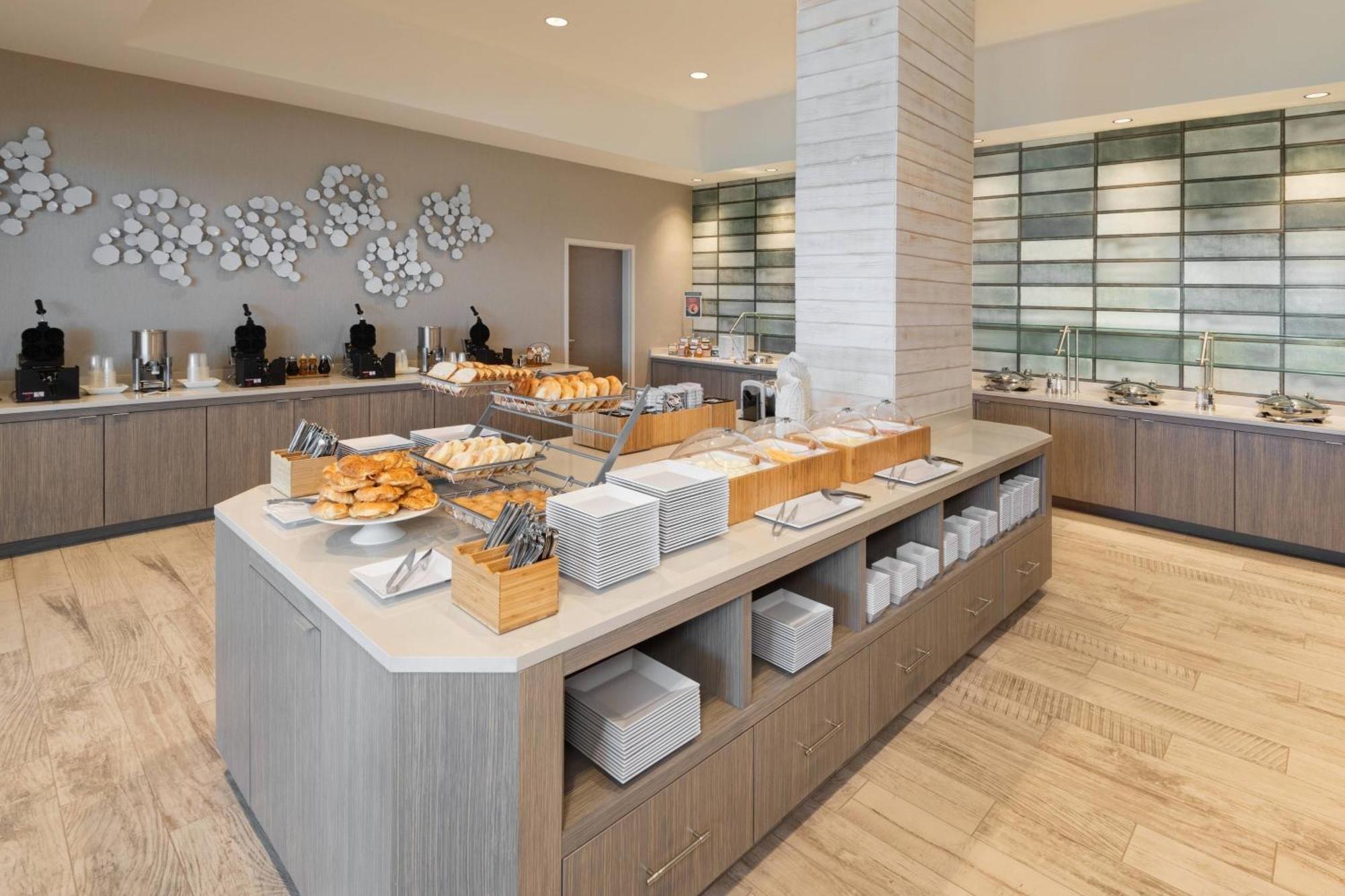 Springhill Suites By Marriott Panama City Beach Beachfront Экстерьер фото