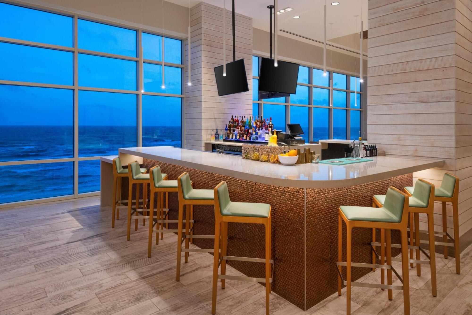 Springhill Suites By Marriott Panama City Beach Beachfront Экстерьер фото