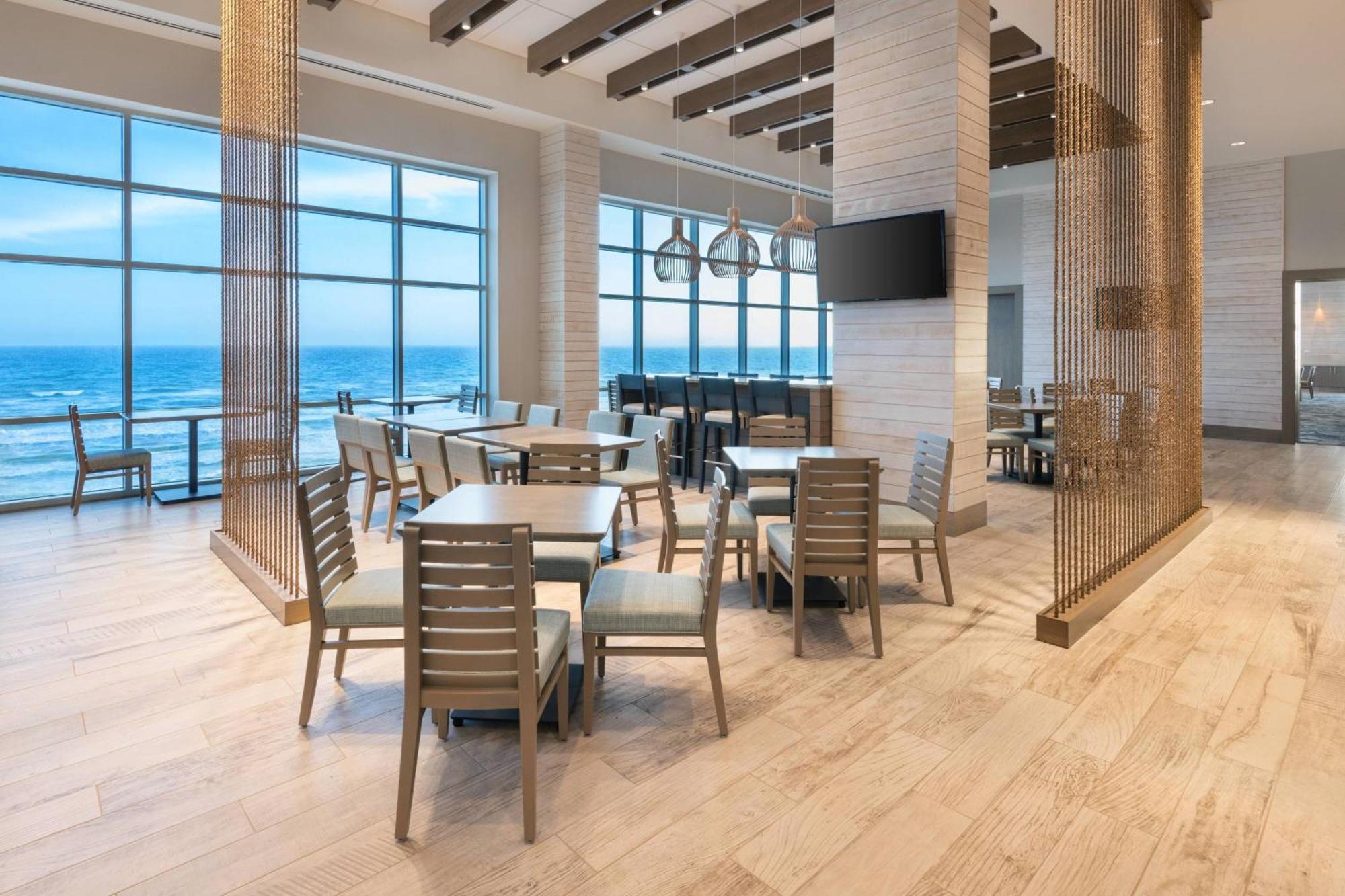 Springhill Suites By Marriott Panama City Beach Beachfront Экстерьер фото