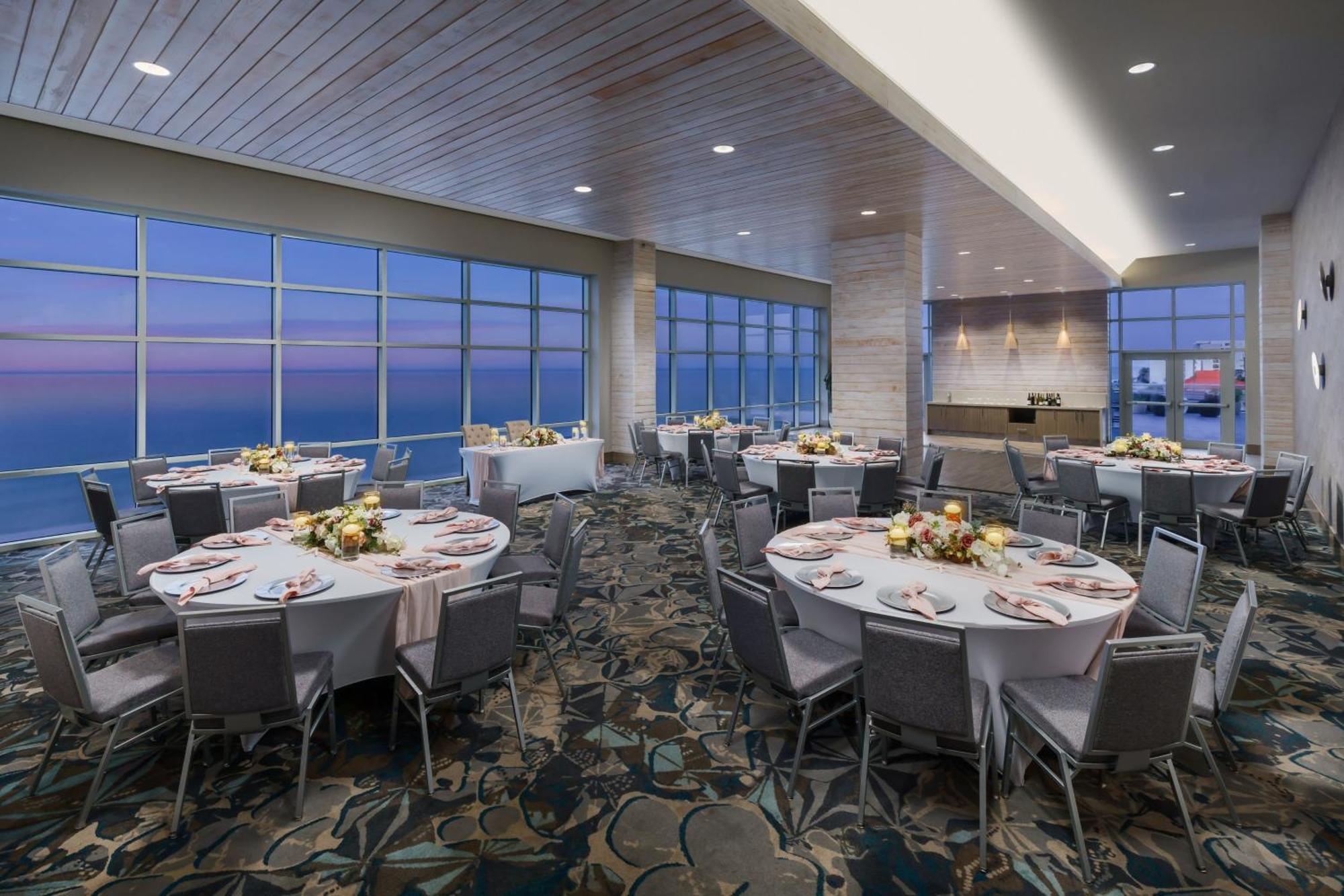 Springhill Suites By Marriott Panama City Beach Beachfront Экстерьер фото