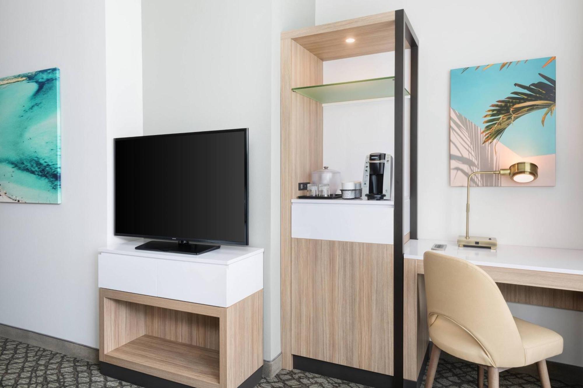 Springhill Suites By Marriott Panama City Beach Beachfront Экстерьер фото