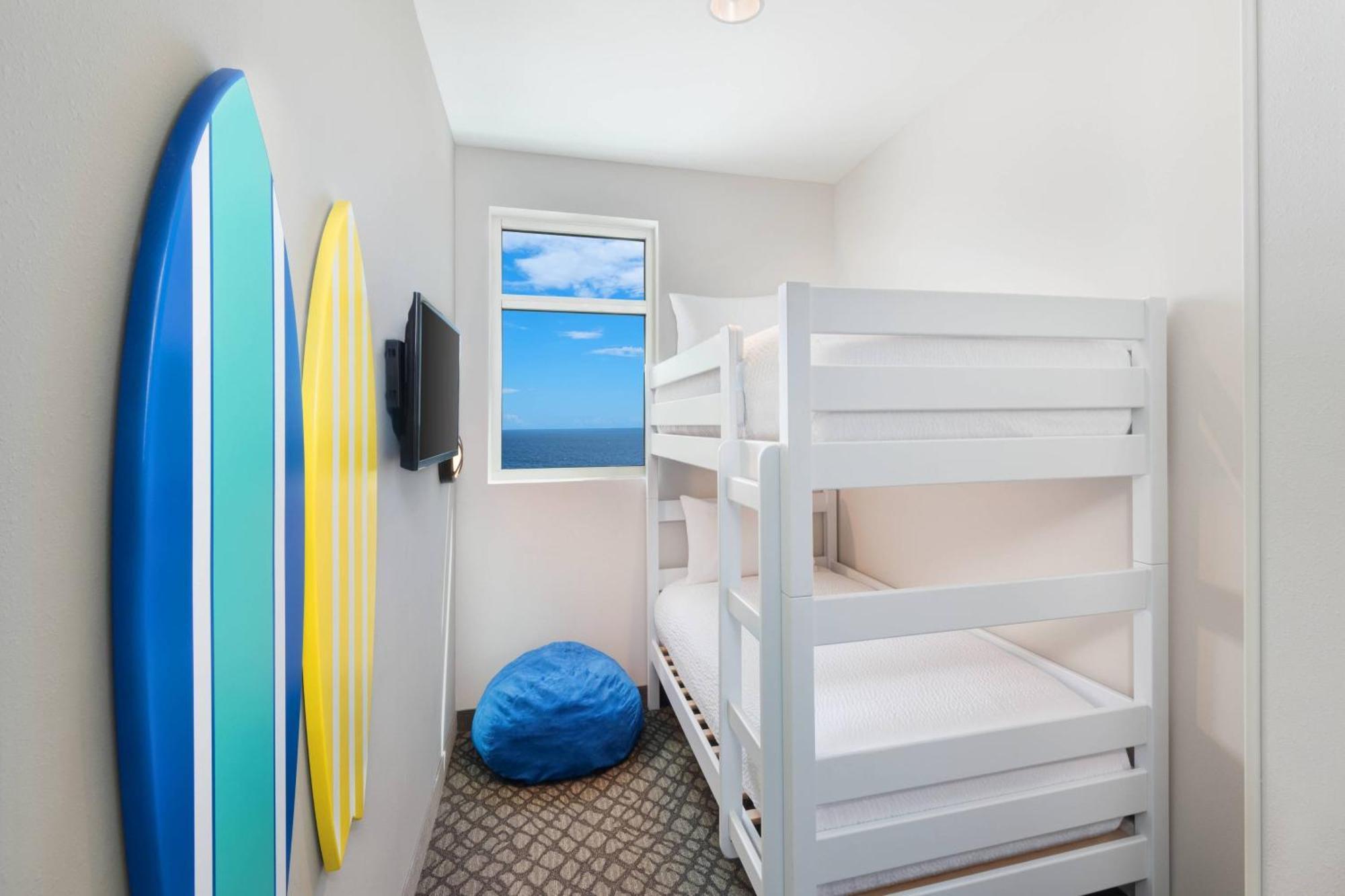 Springhill Suites By Marriott Panama City Beach Beachfront Экстерьер фото